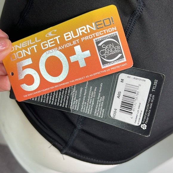 NWT O’Neill Black Womens Surf Swim 50+ Ultraviolet protection Top - Picture 4 of 6